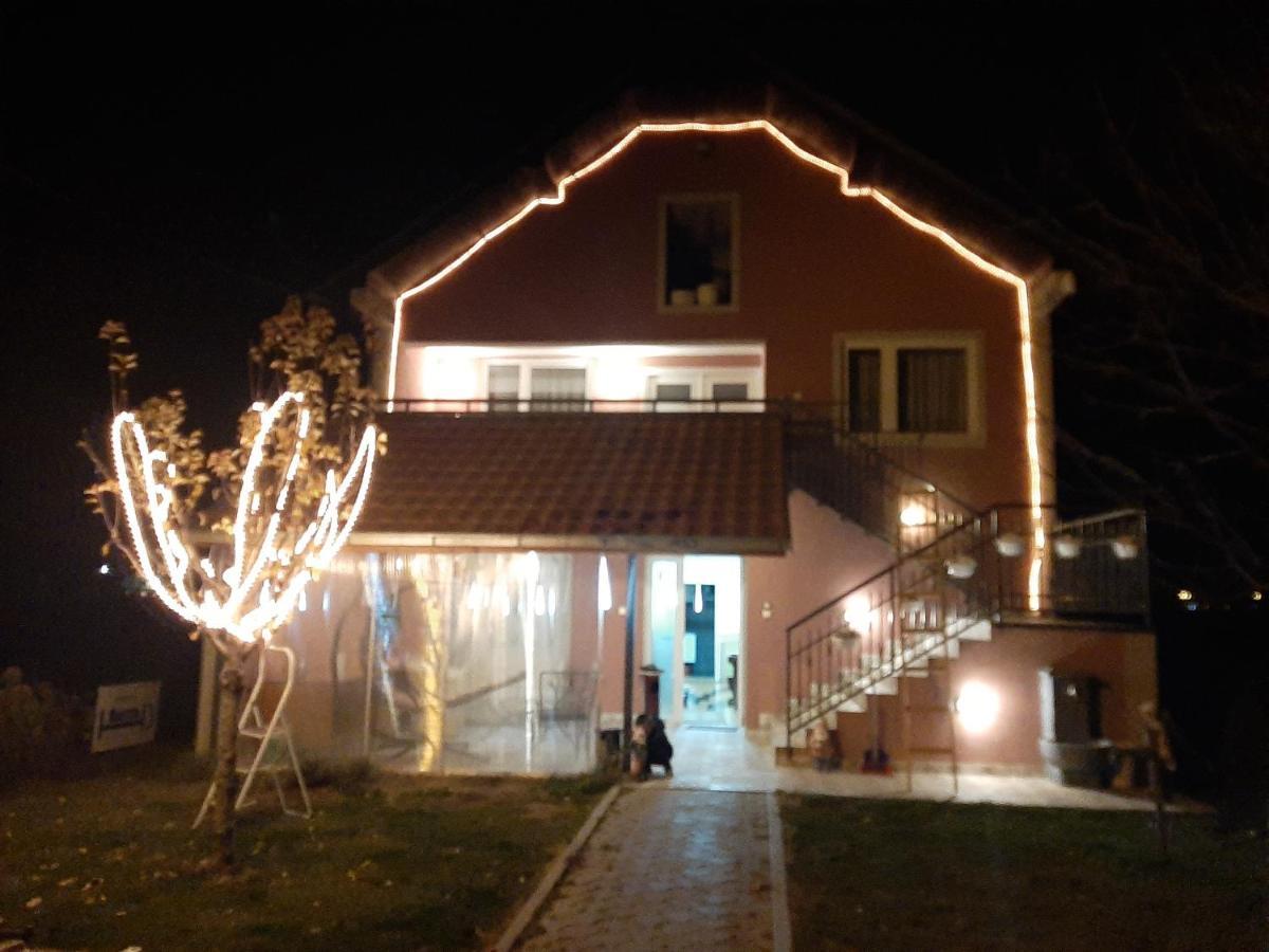 Apartments "Predah Kod Baraca" Ni Εξωτερικό φωτογραφία